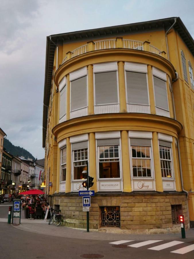 Gemuetliche 4 Zimmer Whg In Der Residenz Elisabeth Apartment Bad Ischl Bagian luar foto